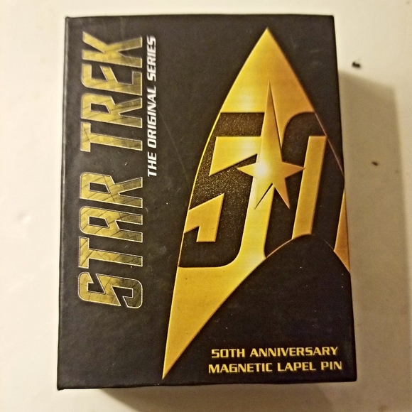 Star Trek 50th Anniversary Magnet - Picture 5 of 5